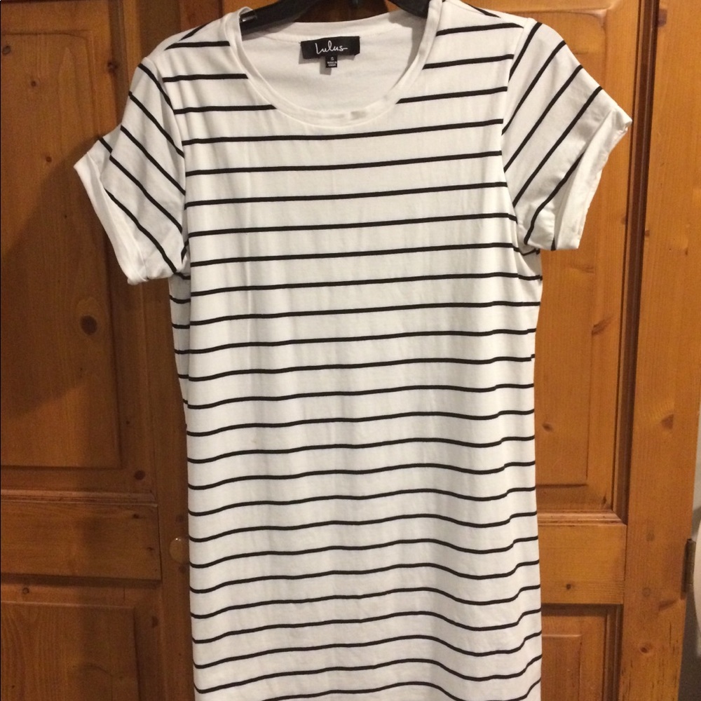 Black/white striped dress